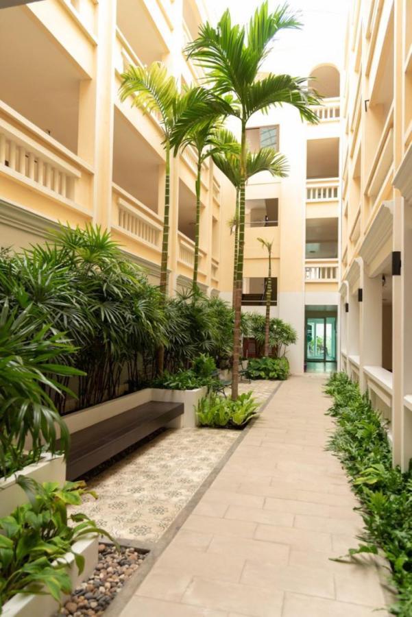 Park 38 Hotel - SHA Plus Phuket Exterior foto